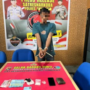 Kantongi Puluhan Gram Sabu, Seorang Pria Diringkus Polisi Saat Melewati Jalan Raya di Alas