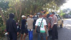 Respon Cepat Personel Polsek Sape, Evakuasi Korban Laka Lantas di Jalan Lintas Sape-Bima