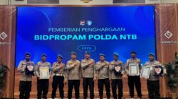 Sie Propam Polres Bima Kota Raih Penghargaan atas Dedikasi dan Loyalitas Tinggi dalam Penanganan Kasus Kode Etik