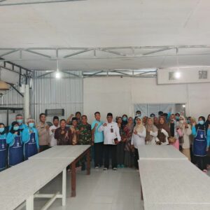 Kapolsek Taliwang Hadiri Kegiatan Silaturahmi dan Pengenalan Dapur Makan Bergizi Gratis (MBG) untuk Wilayah Kecamatan Taliwang