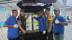 Dukung Program Pemerintah, Bhabinkamtibmas Kelurahan Renteng Kawal Pendistribusian Makanan Bergizi Gratis