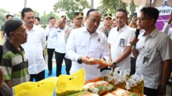 Polri Distribusikan 6 Ton Beras Menggelar Gerakan Pasar Murah di Madiun, Sinergi dengan Bulog Tekan Inflasi
