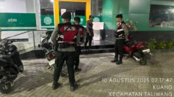 Sat Samapta Polres Sumbawa Barat Gelar Patroli Dialogis di Bank NTB Kelurahan Kuang