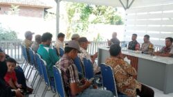 SINERGI BHABINKAMTIBMAS BERSAMA BABINSA DAN PEMERINTAH DESA MURA ADAKAN RAPAT KOORDINASI PERSIAPAN MAULIDAN