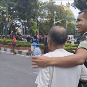 Dandim 1606 Mataram Redam Aksi Anarkis di DPRD NTB