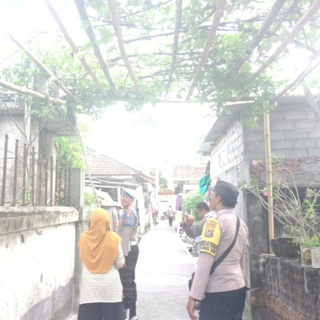 Bhabinkamtibmas Desa Ombe Baru Ajak Warga Wujudkan Kemandirian Pangan dari Pekarangan