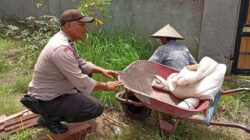 Bhabinkamtibmas Desa Merembu Dorong Ketahanan Pangan Warga Dusun Merembu Barat