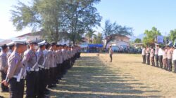 Kapolres Lombok Utara Pimpin Langsung Pengamanan Aksi Unras di Depan Kantor DPRD KLU