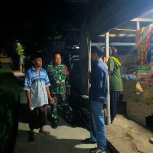 Warga dan Babinsa Bersinergi Wujudkan Lingkungan Aman Kondusif