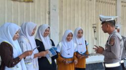 Sat Lantas Polres Bima Kota Gelar Himbauan Keselamatan Berlalulintas dan Bagikan Brosur