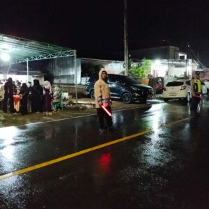 BHABINKAMTIBMAS DESA SETELUK TENGAH AMANKAN KEGIATAN TA’ZIAH WARGA