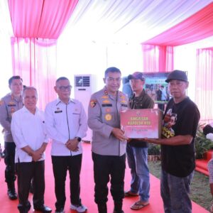  Kapolda NTB Irjen Pol Hadi Gunawan Hadiri Gerakan Tanam Jagung Serentak Kuartal IV 2025