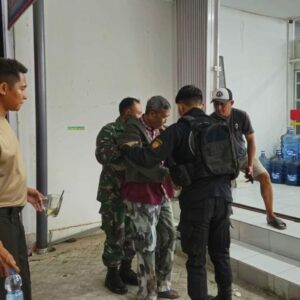 Patroli KRYD Malam, Satsamapta Polres Bima Bantu Evakuasi Korban Kecelakaan Lalulintas Tunggal