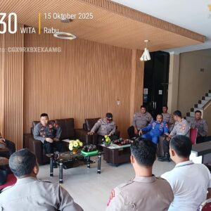 Polres Sumbawa Gelar Coffee Morning dalam rangka menyambut peringatan Satu Tahun Kepemimpinan Presiden Prabowo Subianto