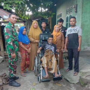 Kepedulian Babinsa Langko, Wujud Nyata TNI Dekat Rakyat