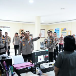Polri Berbenah: Wakapolri Tinjau Peningkatan Pelayanan SPKT di Denpasar — Jawaban Nyata terhadap Tuntutan Masyarakat akan Pelayanan Cepat, Adil, dan Transparan