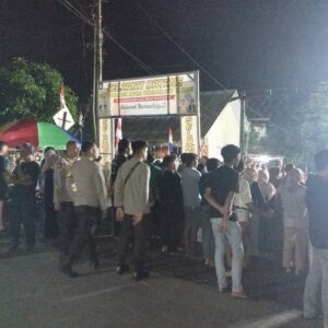 POLSEK PRINGGARATA LAKSANAKAN PENGAMANAN TURNAMEN BOLA VOLI ANTAR DESA SE-PULAU LOMBOK “MURBAYA CUP III TAHUN 2025”