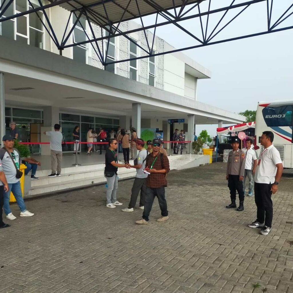 Lombok Sambut Kapal Pesiar Viking Venus, Pelabuhan Gili Mas Dijaga Ketat