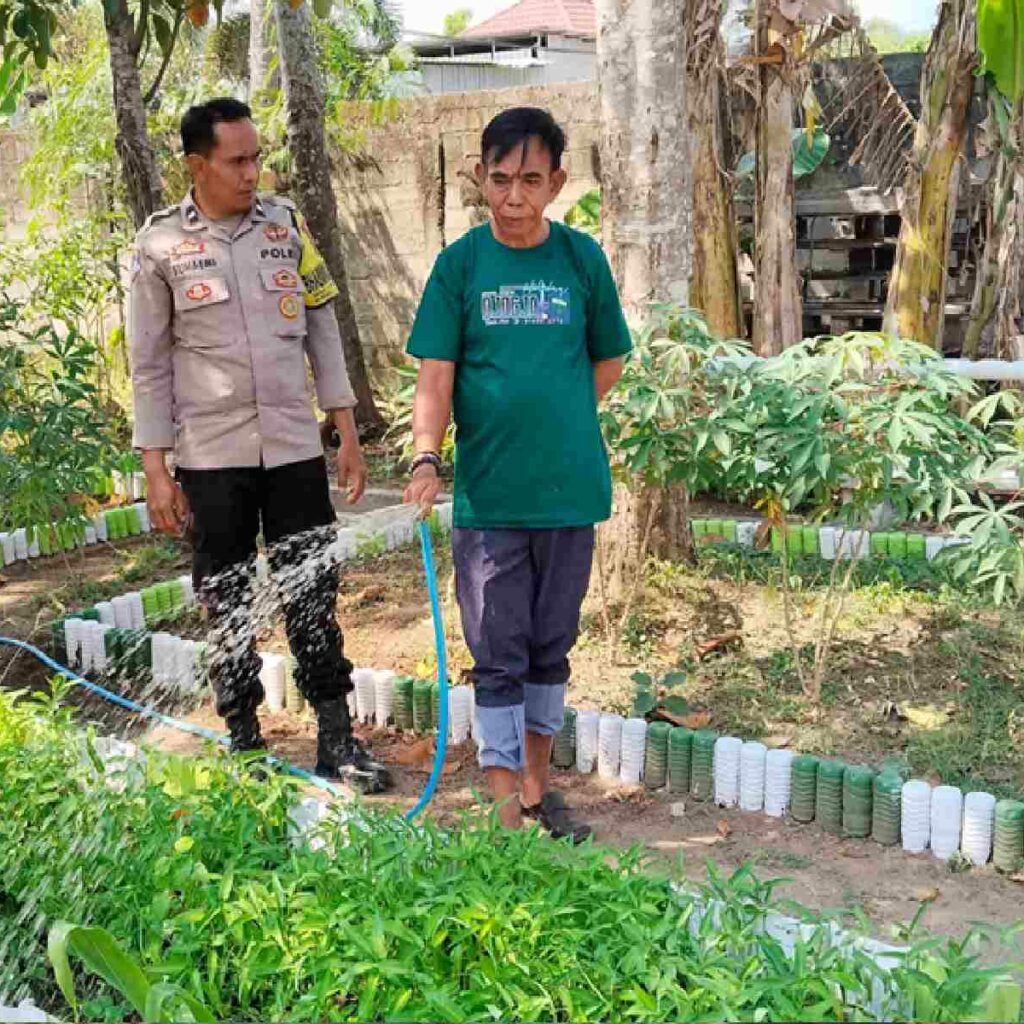 Kapolsek Lembar: Polisi Bantu Urai Masalah Pertanian Warga