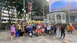 Musik Orkes Melayu Gerobak Dorong Meriahkan CFD Bundaran HI, Polwan Sampaikan Imbauan Humanis