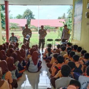 Perkenalkan Sekolah Berkater Ke Bhayangkaraan, Polsek Sanggar Sosialisasikan Sistem PPDB SMA Taruma Kemala Bhayangkara di SMPN 01 Sanggar