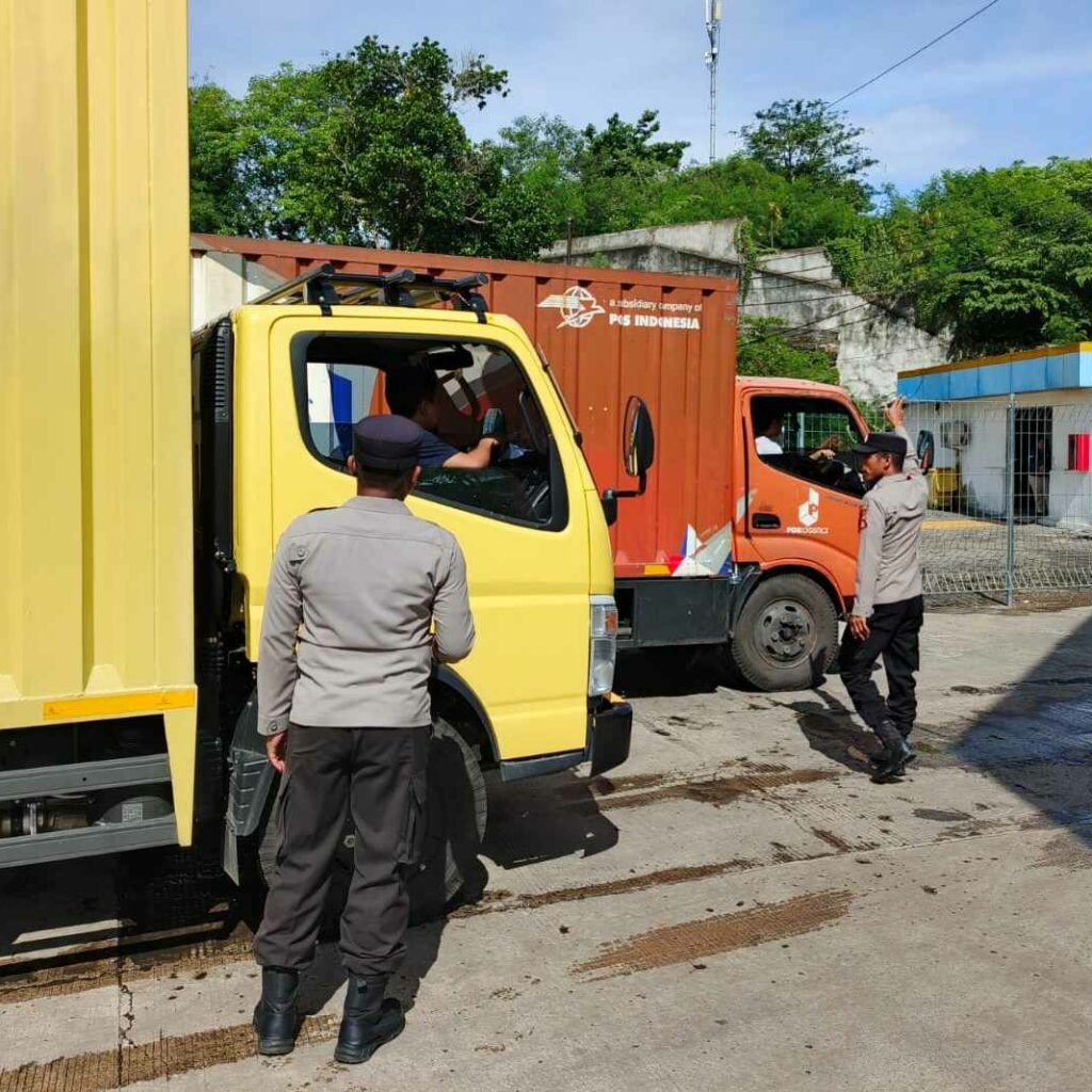 Jamin Kamtibmas, Kapolsek Pimpin Pemeriksaan Bongkaran Kapal Lembar