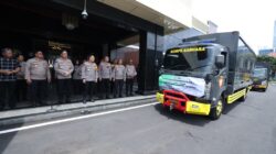 Polda Jatim Berangkatkan Bantuan Kemanusiaan untuk Warga Terdampak Erupsi Semeru