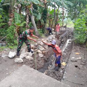 Pentaludan Irigasi Jadi Fondasi Ketahanan Pangan Desa