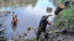 Babinsa dan Warga Satukan Aksi Peduli Lingkungan Ampenan