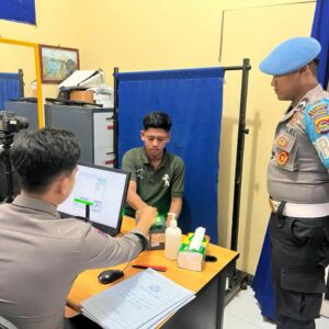 PROPAM POLRES DOMPU LAKSANAKAN PENGAWASAN MELEKAT PADA SETIAP KEGIATAN KEPOLISIAN Dompu