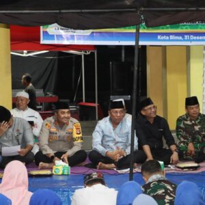 Sambut Tahun 2026, Kapolres Bima Kota Hadiri Dzikir dan Doa Bersama di Taman Kodo