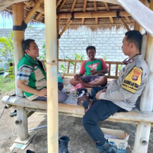 Bhabinkamtibmas Labuapi Dorong Warga Tanam Jagung di Lahan Tidur