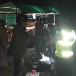 Polsek Jereweh Gelar KRYD di Jalan Lintas Jereweh–Maluk, Antisipasi Gangguan Kamtibmas