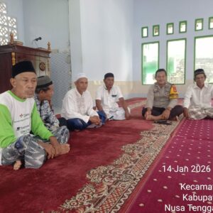 Bhabinkamtibmas Polres Bima Kota Sambang Warga dan Tokoh Agama, Sampaikan Himbauan Kamtibmas