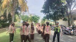 Satlantas Polres Lobar Bina Pramuka Saka Bhayangkara