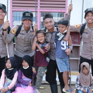 Bedah Sekolah, Kepsek: bersyukur Kepedulian Taruna Akpol