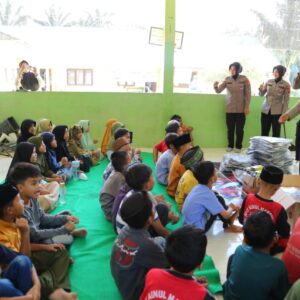 Dari Kepedulian untuk Masa Depan: Polri–Universitas Jambi Bantu Pelajar Aceh Tamiang