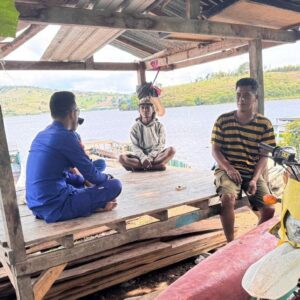 Satpolairud Polres Bima Gencar Melaksanakan Binmas Perairan Bersama Masyarakat Pesisir dan Nelayan