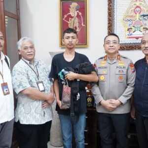 Aksi di Depan Mapolda DIY Telah Kondusif, 3 Mahasiswa Yang diamankan Diserahkan Ke Pihak Rektorat