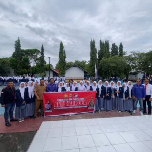 Sat Resnarkoba Polres Sumbawa Gelar Sosialisasi Bahaya Narkoba dan Bullying di SMAN 3