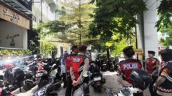 Patroli Humanis Samapta Polda NTB Jaga Keamanan Kawasan Pertokoan dan Pasar di Mataram