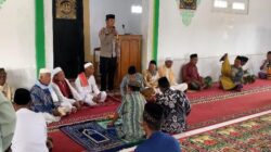 Usai Sholat Jum,at, Bhabinkamtibmas Polsek Woha Sampaikan Himbauan Kamtibmas