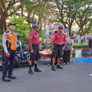 Ditpamobvit Polda NTB Amankan Car Free Day Udayana, Warga Beraktivitas dengan Aman dan Nyaman