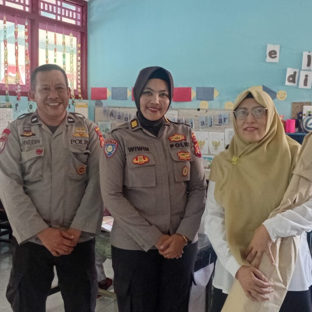Polda NTB Edukasi Siswa SD tentang Bahaya Bullying, Narkoba, dan Kenakalan Remaja