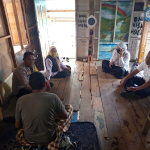 Bhabinkamtibmas Kelurahan Menala Kunjungi Pasien OGDJ, Pastikan Pengobatan Berjalan Teratur