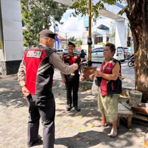 Patroli Kota Presisi Ramadhan, Polda NTB Sasar Pasar Dasan Agung