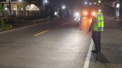 Tarawih Aman, Polsek Lembar Atur Lalu Lintas Masjid