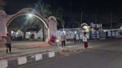 Lalu Lintas Lancar, Polsek Gerung Kawal Salat Tarawih