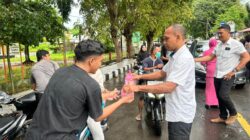 SAT INTELKAM POLRES DOMPU BAGIKAN TAKJIL, PERKUAT SILATURAHMI DI BULAN SUCI RAMADHAN 1447 H